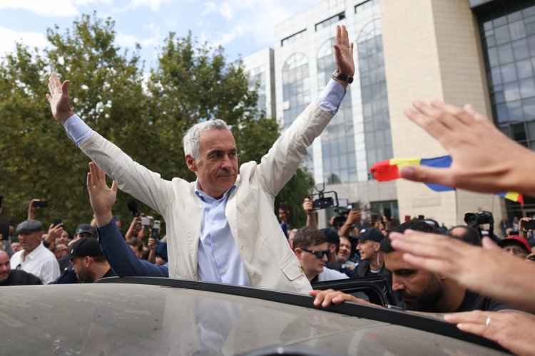 Călin Georgescu, plasat sub control judiciar: Lumea e mică, Dumnezeu e mare! Bucurați-vă pururea, rugați-vă neîncetat!