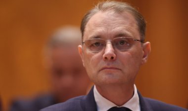 Niculescu: Pensiile vor fi indexate începând cu 2027, cu prudenţă şi în limitele traiectoriei deficitului