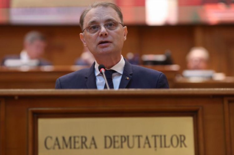 România are un nou Guvern. Niculescu: Ieșim din aproape șase luni de criză. România nu mai poate aștepta
